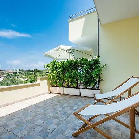 Amore Apartment *